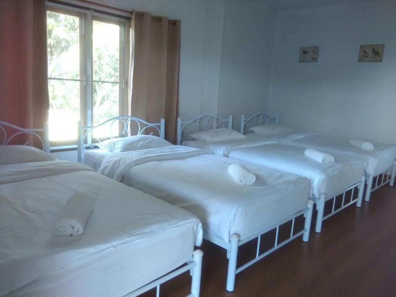 Hotel Jardin De Mangue Pak Chong Habitación foto
