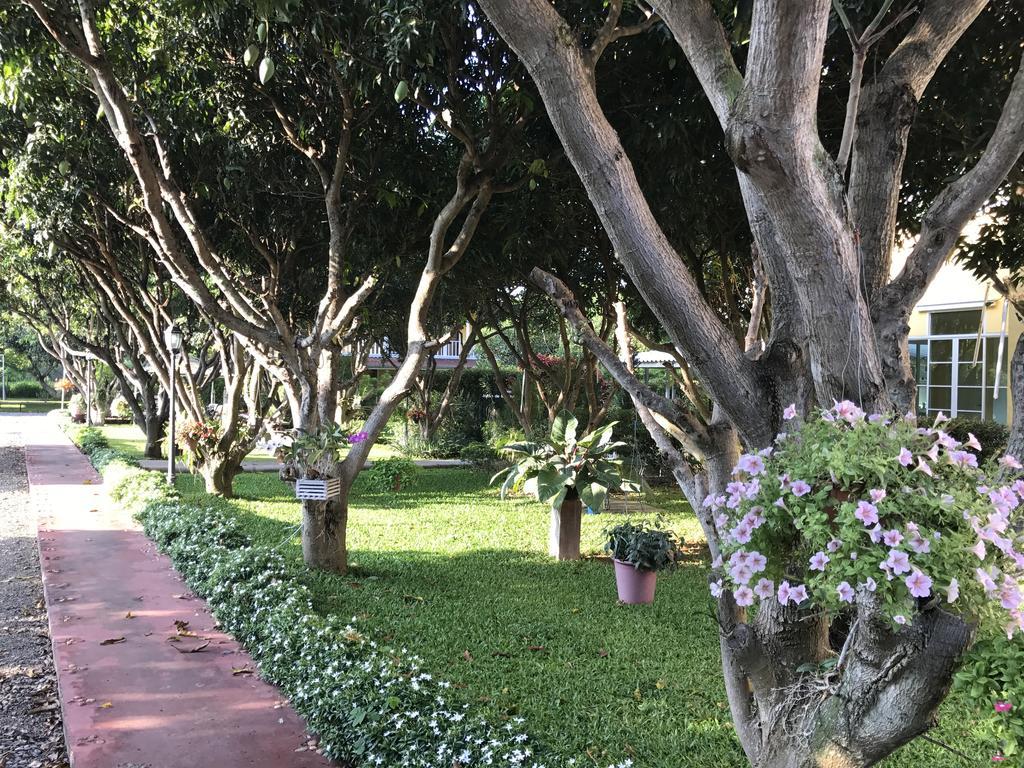 Hotel Jardin De Mangue Pak Chong Exterior foto